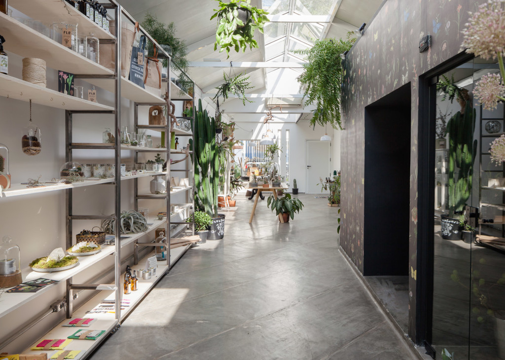 Flo-Atelie-Botanico-by-Epicentro_dezeen_1568_9