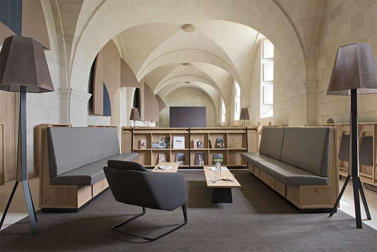 Est-Magazine-Abbaye-de-Fontevraud-lobby-Nicolas-Matheus