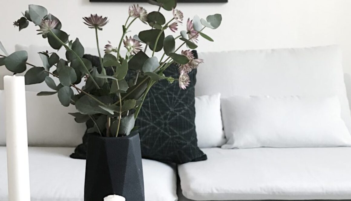 Homestyling vit soffa ikea